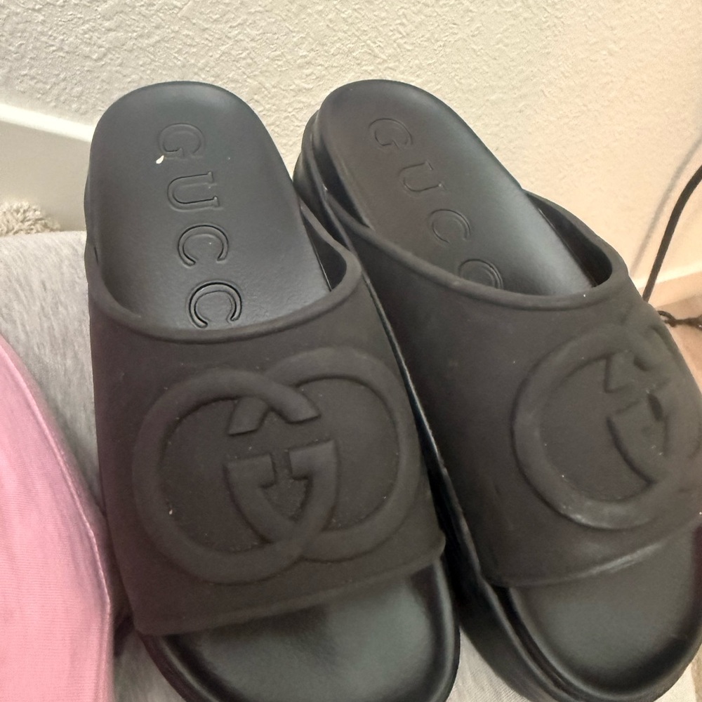 Gucci Black Embossed Logo Slides